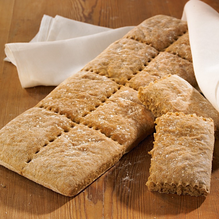 Nybakat brytbröd med fiber 