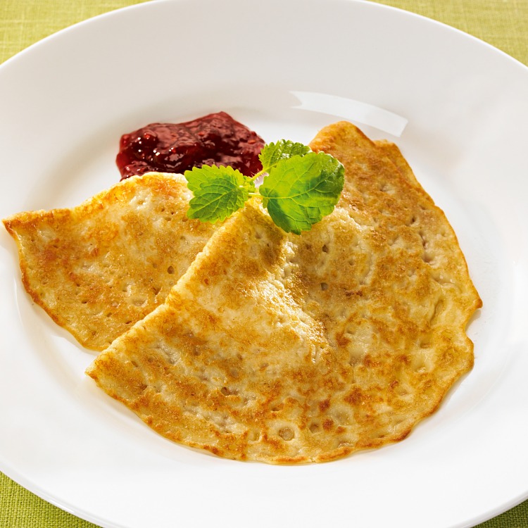 Vikta färdiga pannkakor