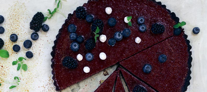 Chokladtårta med bär