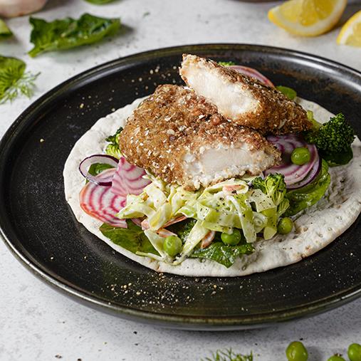 Wrap med Sprödbakad fisk & coleslaw