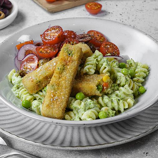 Pasta med broccolisås & grönsakspinnar