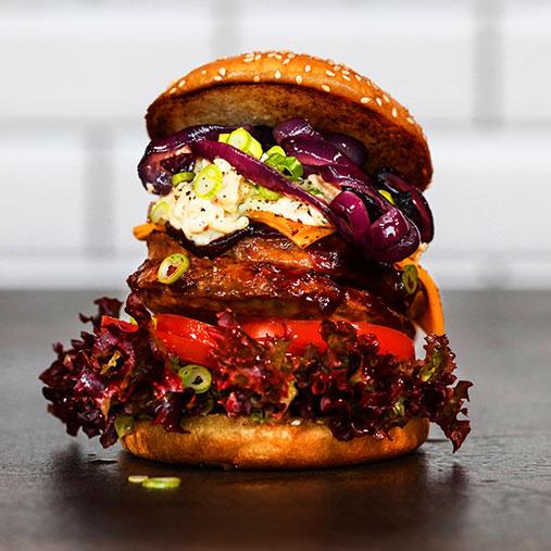 Pease burgare med ädelost och cheddar