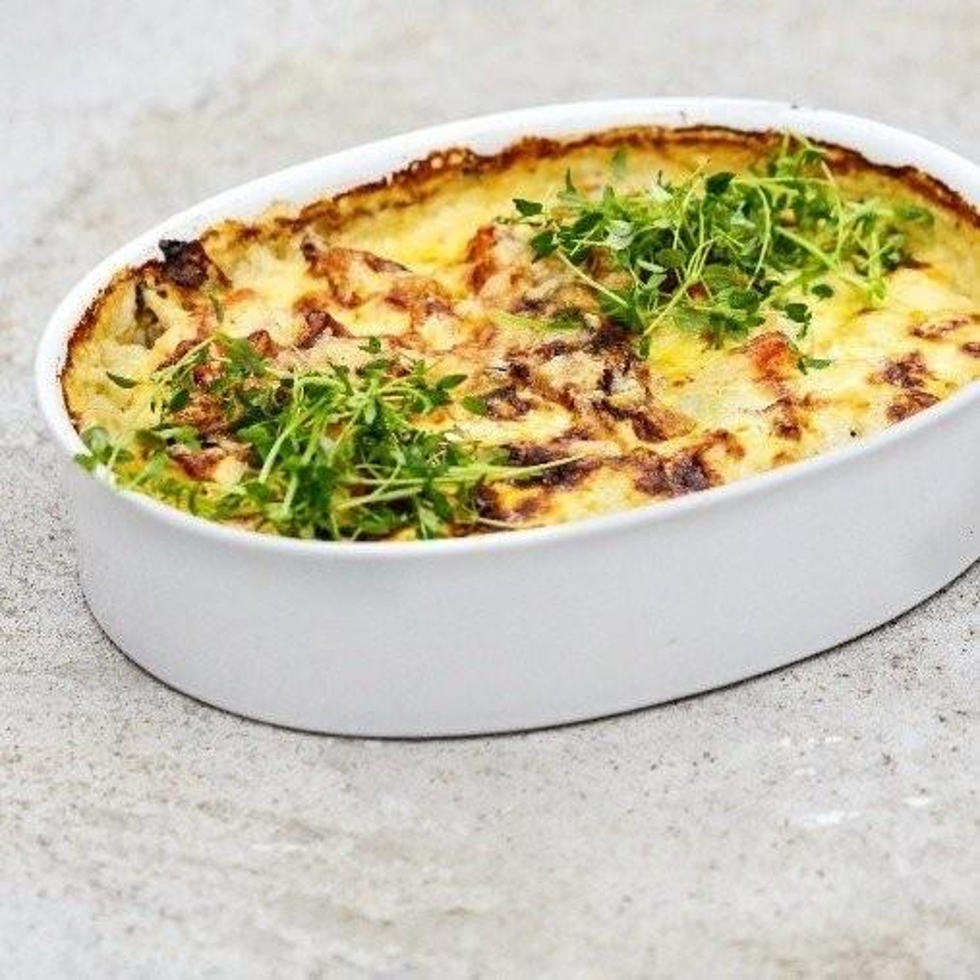 cheddargratinerad-rotsaksgratang.jpg