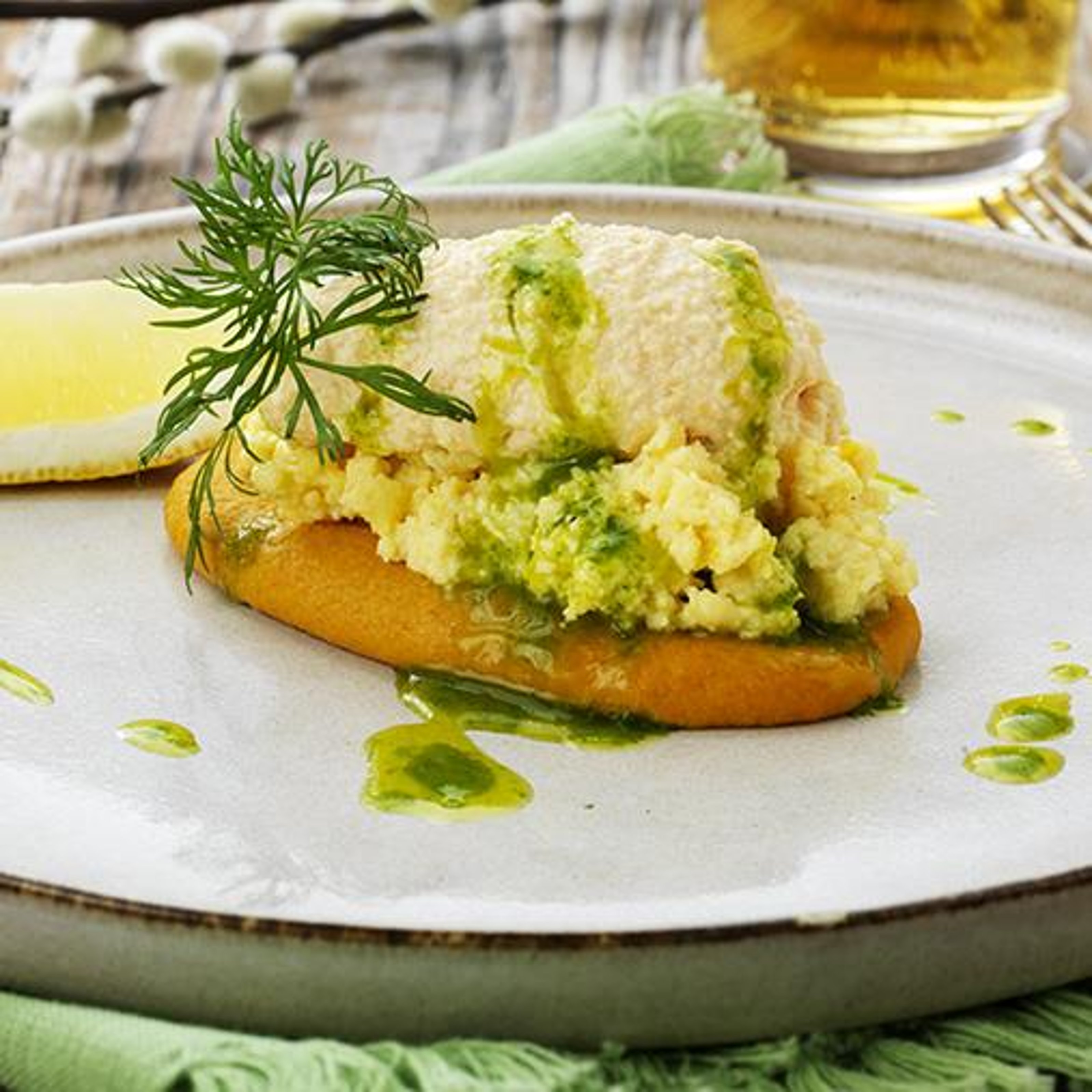 kramig-laxmousse-pa-timbaltoast,-timbal.jpg