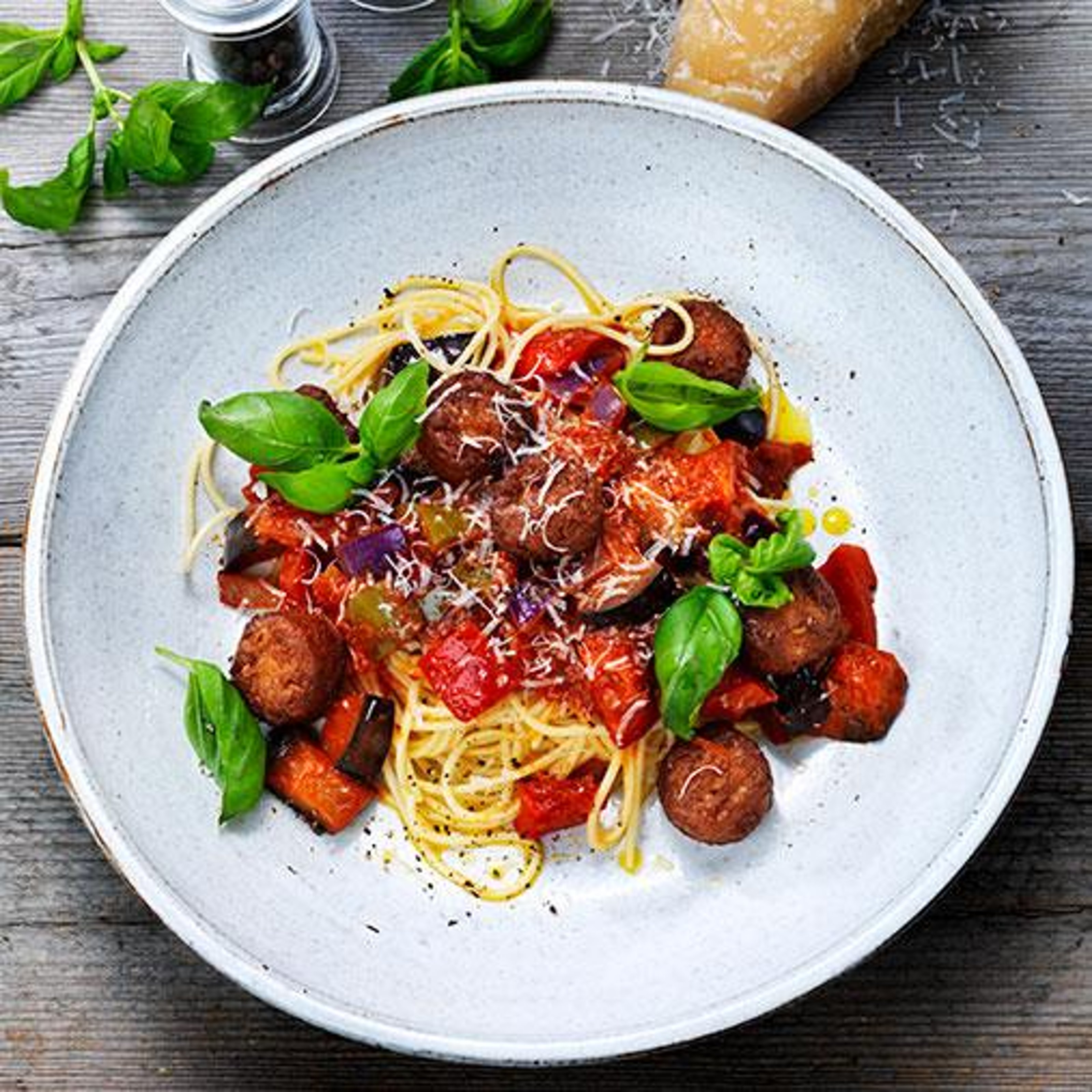 veggie-boulette-med-ratatouille.jpg