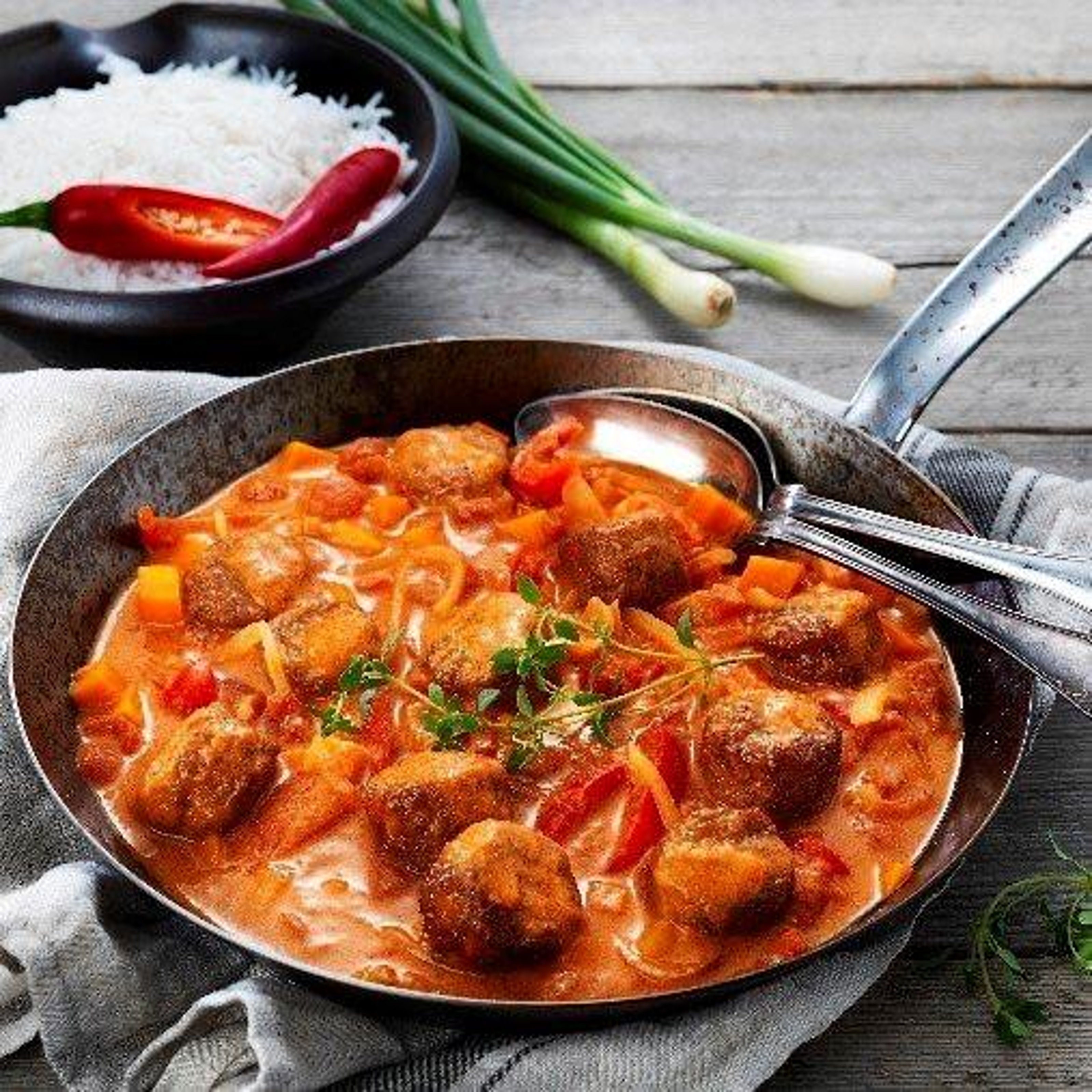 veggie-boulette-i-kramig-tomatsas.jpg