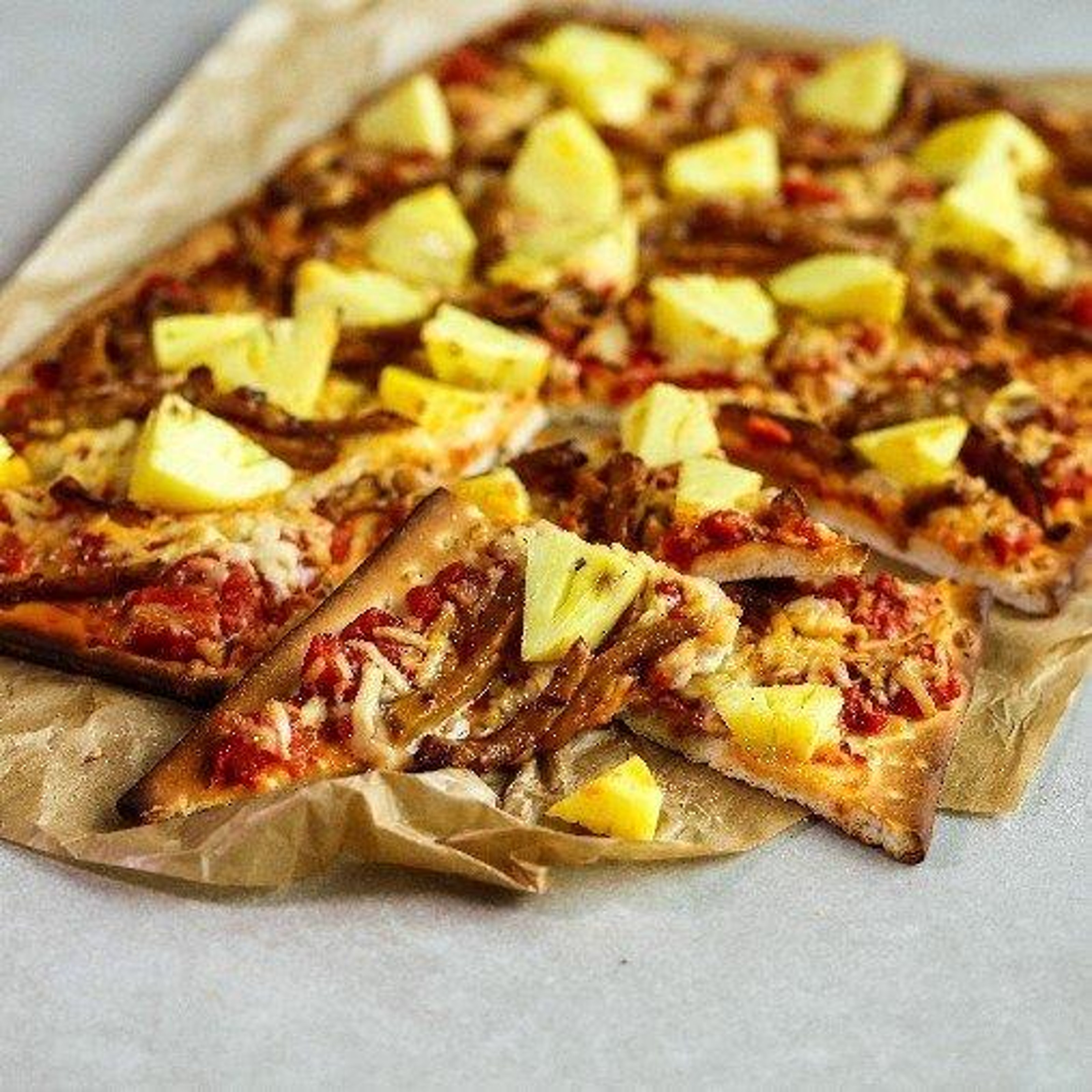 pease-pizza-hawaii.jpg
