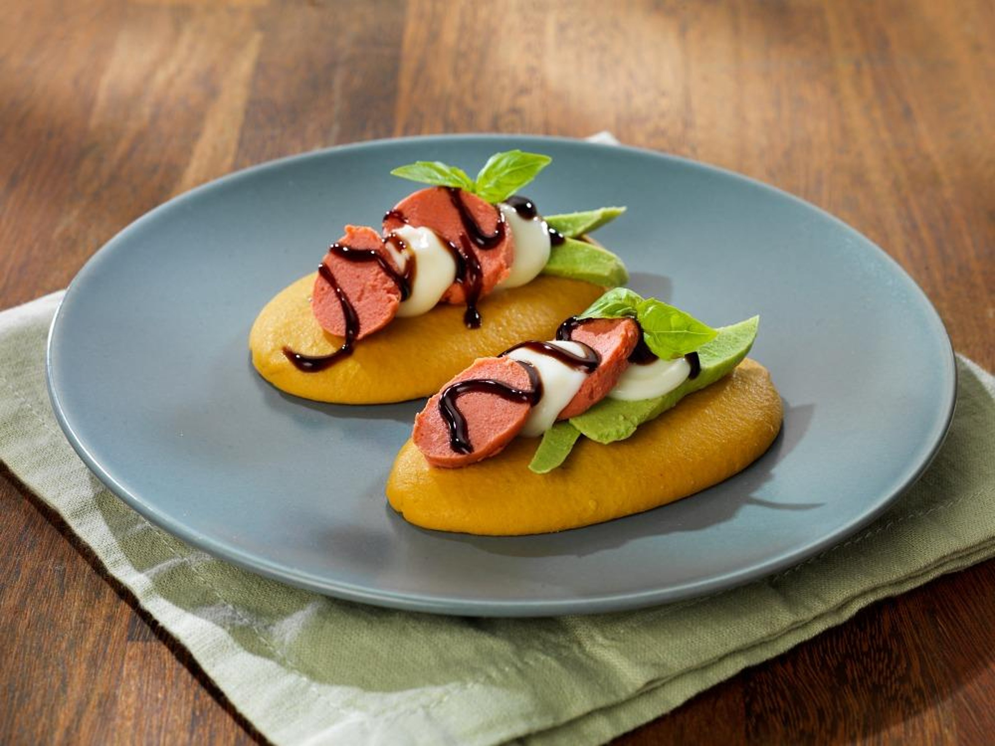 tomat-och-mozzarella-timbalmacka.jpg