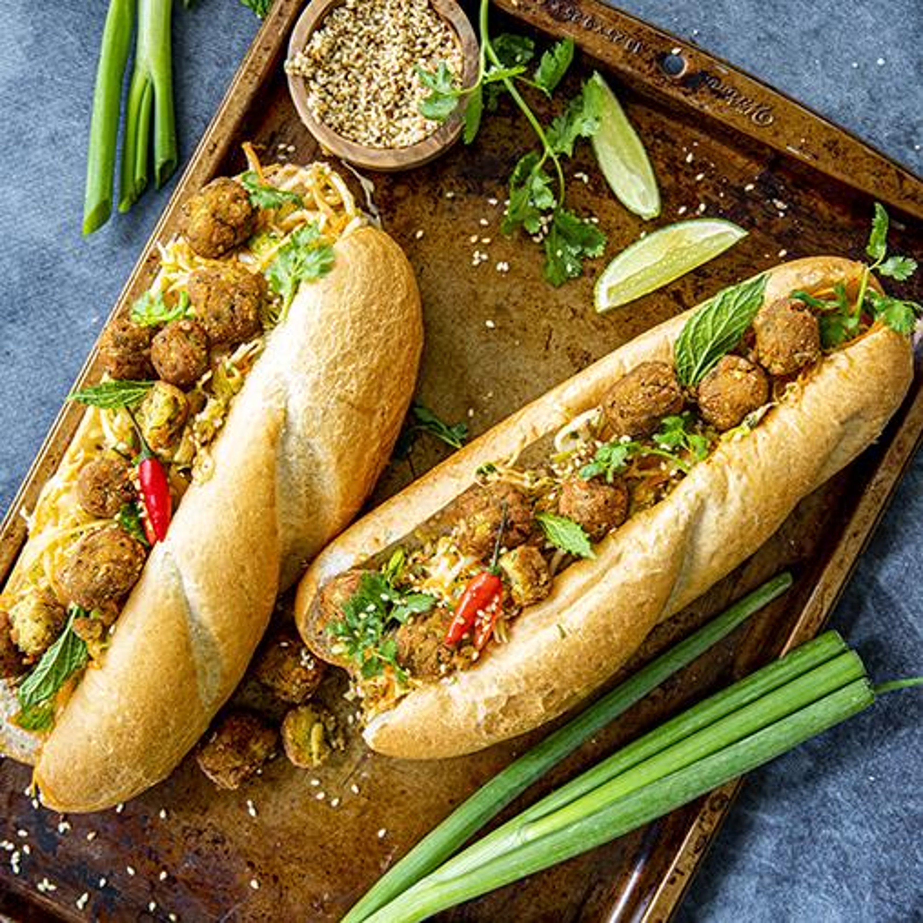 Banh-mi-med-mini-falafel.jpg